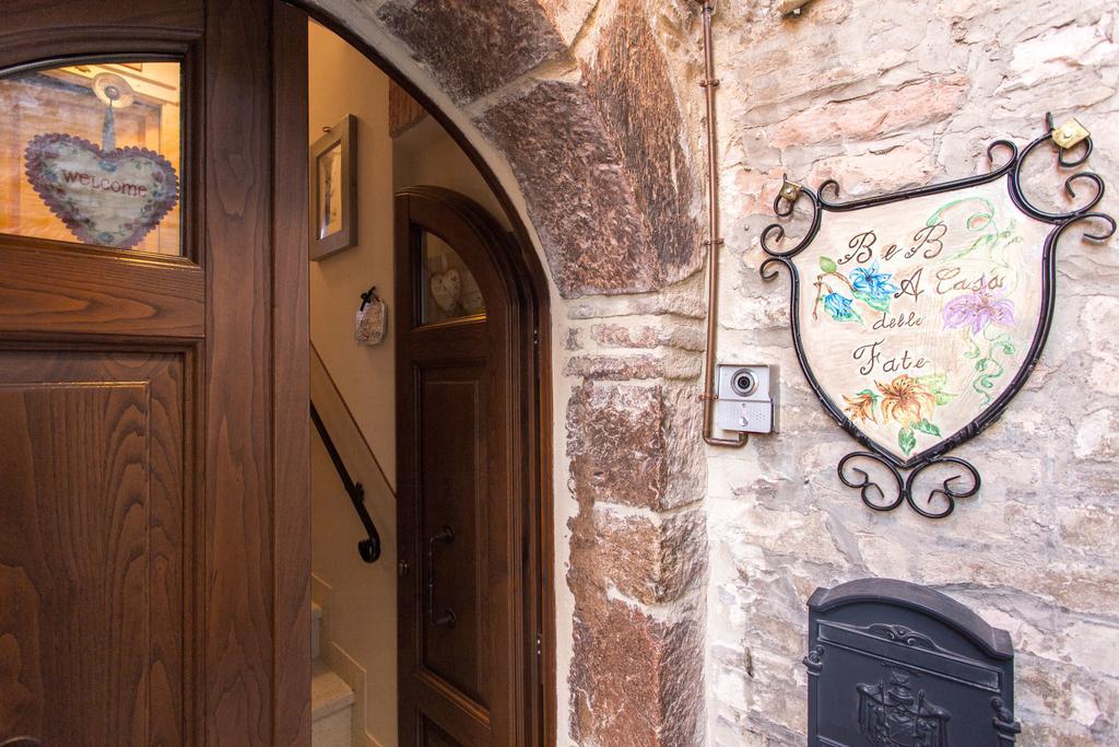 Bed And Breakfast A Casa Delle Fate Assisi Dış mekan fotoğraf